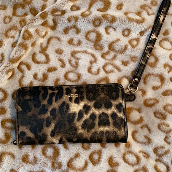 leopard wallet